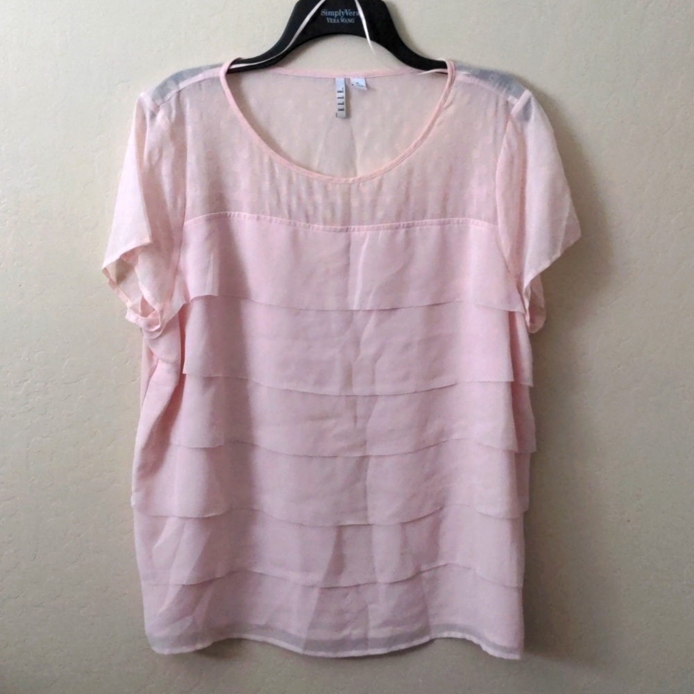 Women's Blouse size XL NWOT.